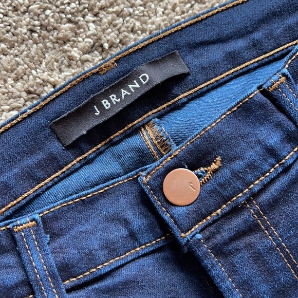 J Brand Jeans - Picture 2 of 2